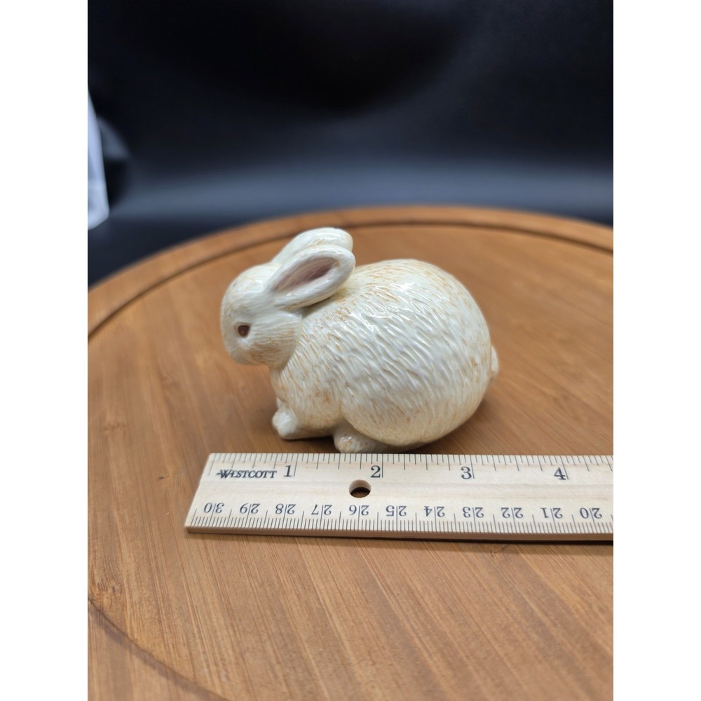 Vintage Hallmark Easter Bunny Ceramic Shaker - Picture 7 of 8